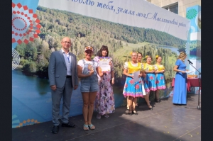 С медалями приехали предприниматели Искитимского района с ярмарки в Маслянино