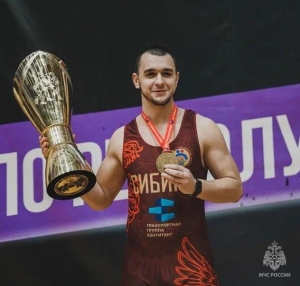 Пожарный из Линёво стал чемпионом России по регболу