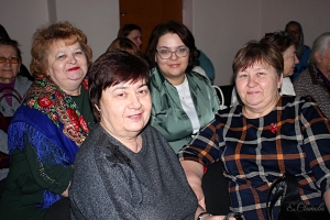 Ветеранов культуры Искитима пригласили на "Рождественские встречи"