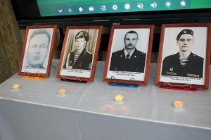 Участникам четырех вооруженных конфликтов посвятили «Парты Героя» в школе №3 Искитима