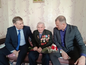 3 мая линевских ветеранов поздравили с наступающим Днем Победы
