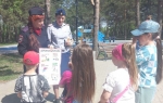 Сотрудники Госавтоинспекции Искитимского района и ГУФСИН проводят профилактические беседы в парках