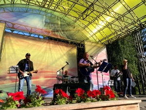 Музыкальный сезон открылся в парке культуры и отдыха имени Коротеева