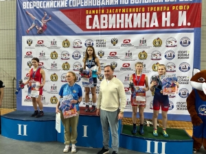 Спортсменка из Искитимского района стала второй в турнире по вольной борьбе